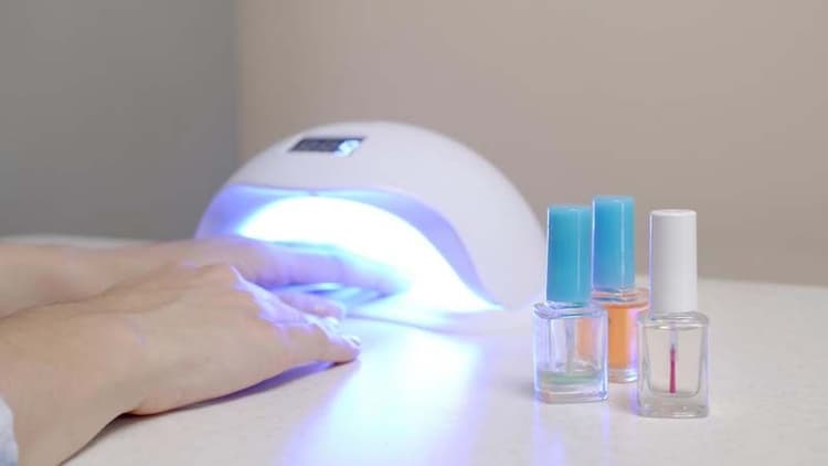 Does The UV Light On Nails Cause Cancer?
