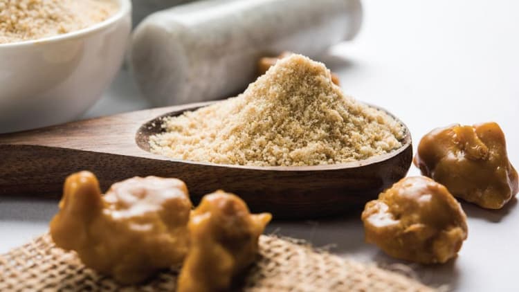 What Is Heeng Water & Why It Is A Must-Have After Meals?