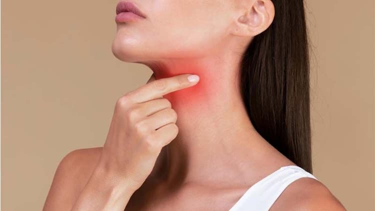 5 Foods And Beverages To Avoid Immediately After Taking Thyroid Medication