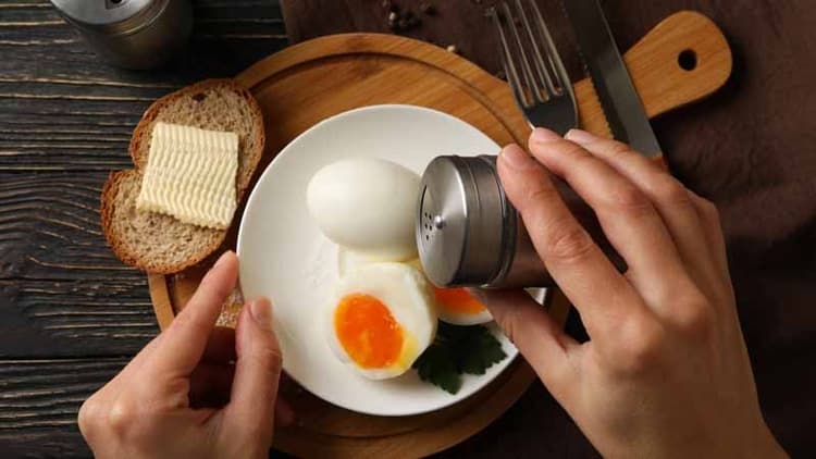 Can Eating Eggs Daily Raise Your Cholesterol Levels?